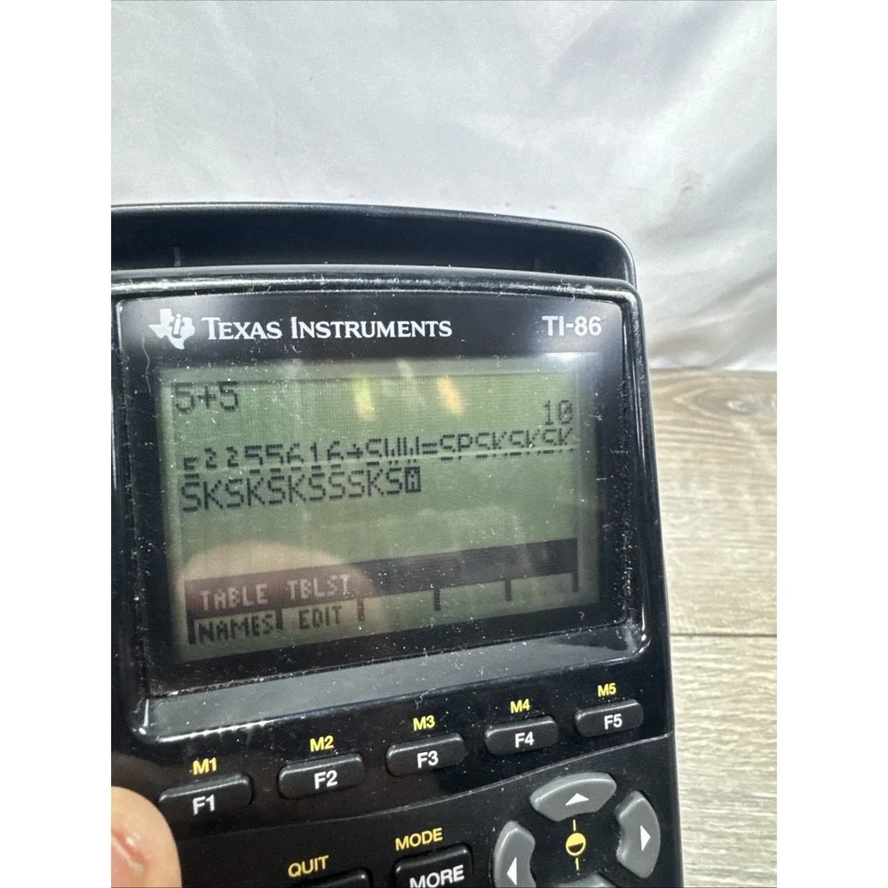 Texas Instruments TI-86 Graphing Calculator w/ Cover - Tested Working